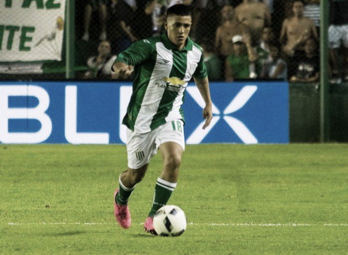 miguel-escobar-banfield2-2420362564