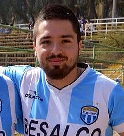 JULIO ESQUIVEL MUNIZAGA ES EL HINCHA DE LA SEMANA, AQUÍ LA NOTA DE PEDRO GOMEZ NUESTRO REPORTERO GRÁFICO PARA MANOJITOS.CL 6
