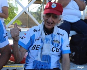 JUAN BERRIOS “JUANITO”, ES EL HINCHA DE LA SEMANA EN EL PARTIDO GRAL. VELAZQUEZ VS MAGALLANES 5