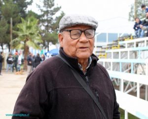 JUAN CHACON EL HINCHA DE LA SEMANA EN MAGALLANES 3