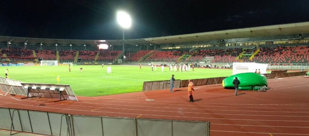 ALBUM DE FOTOS DEL HINCHA DE MAGALLANES EN TALCA 2