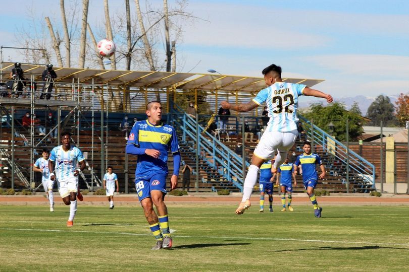 Y LA VISITA HACE LO SUYO, MAGALLANES SE IMPONE A BARNECHEA 1-0 Y SUBE EN LA TABLA 1