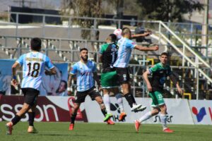 MAGALLANES GANA, GUSTA Y GOLEA 3-0 A PTO. MONTT 3