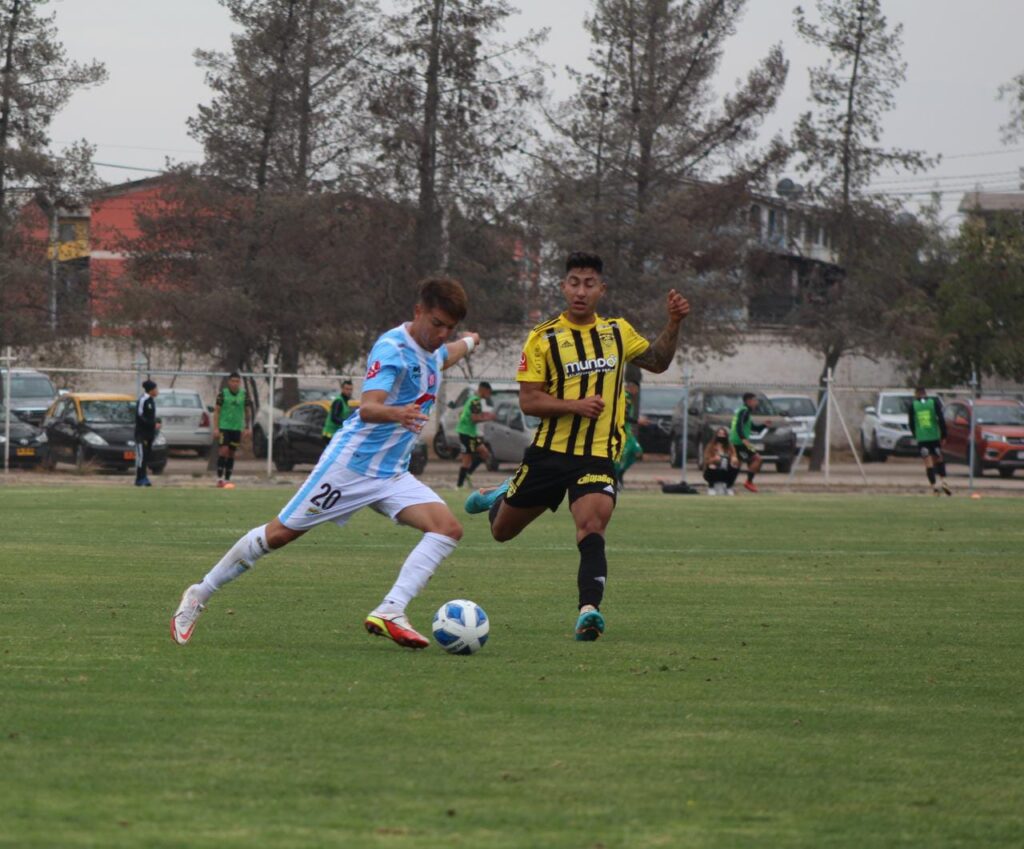 EN DISPUTADO PARTIDO MAGALLANES LO GANA EN LA AGONIA A F.VIAL 5