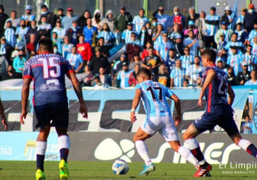 RECOLETA POR FIN CONSIGUIÓ ESTADIO ANTE EL LIDER MAGALLANES 5