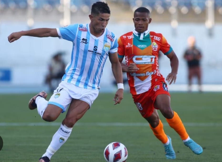MAGALLANES GANA 2X1 A COBRESAL Y SIGUE SUMANDO EN LA TABLA 6