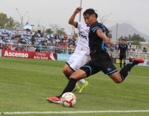 Arica domina y somete a Magallanes 3