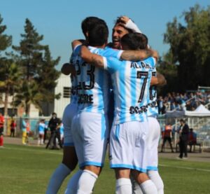 Magallanes Femenino golea 5-0 a Barnechea 6
