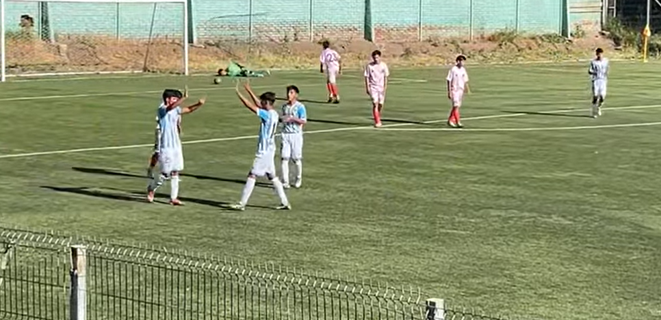 Goleada de la Sub 15 ante Stgo City. Imagen RuloTVSport