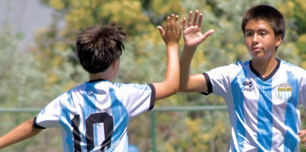 Triunfos sobre el SAU y Limache: cadetes de Magallanes golean en sus partidos del fin de semana 3