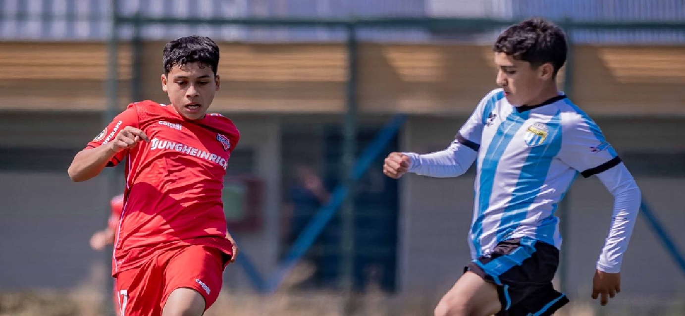 Los chicos sacan la cara: la Sub 13 goleó a Ñublense y ya está en semifinales del fútbol infantil