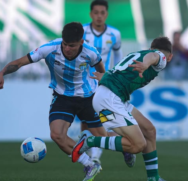 Sale humo blanco: Alessandro Toledo es la primera renovación confirmada para 2026 1
