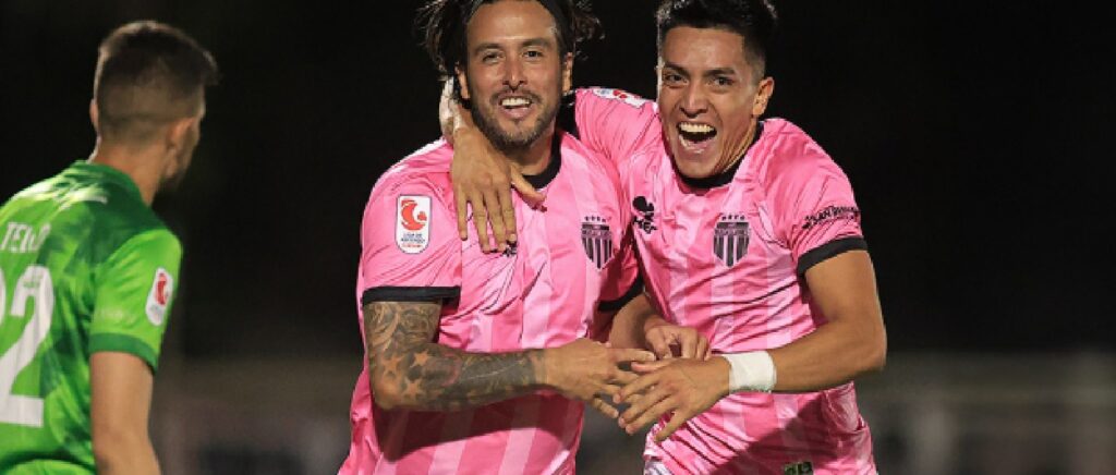 Para ilusionarse: Magallanes gana en su debut en el Ascenso con goles de Fredes y Jorquera 1